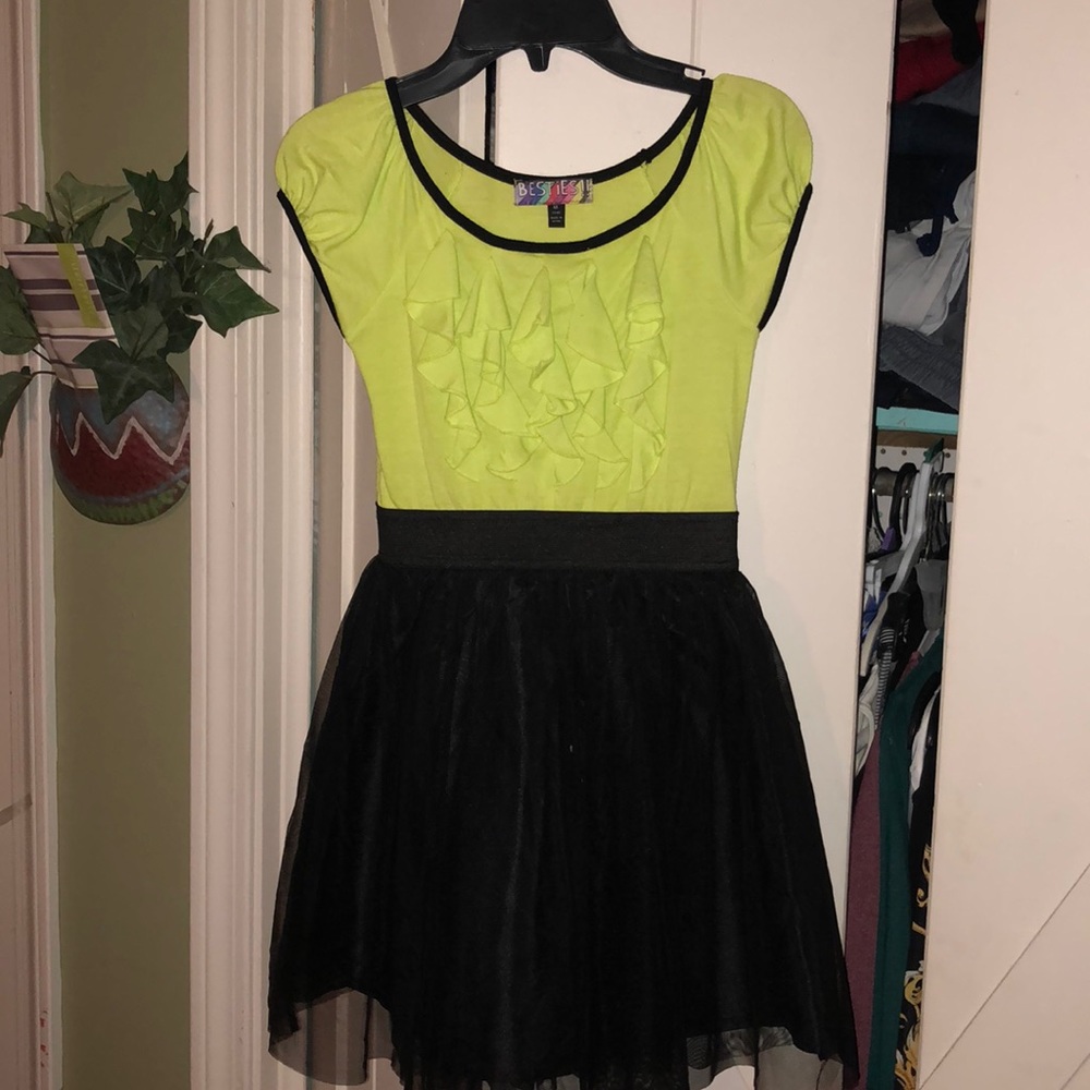Girls dress